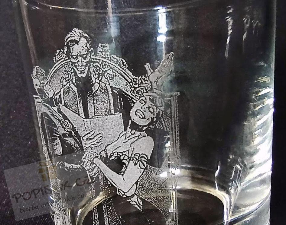 Sklenice whisky - obrázek / fotografie