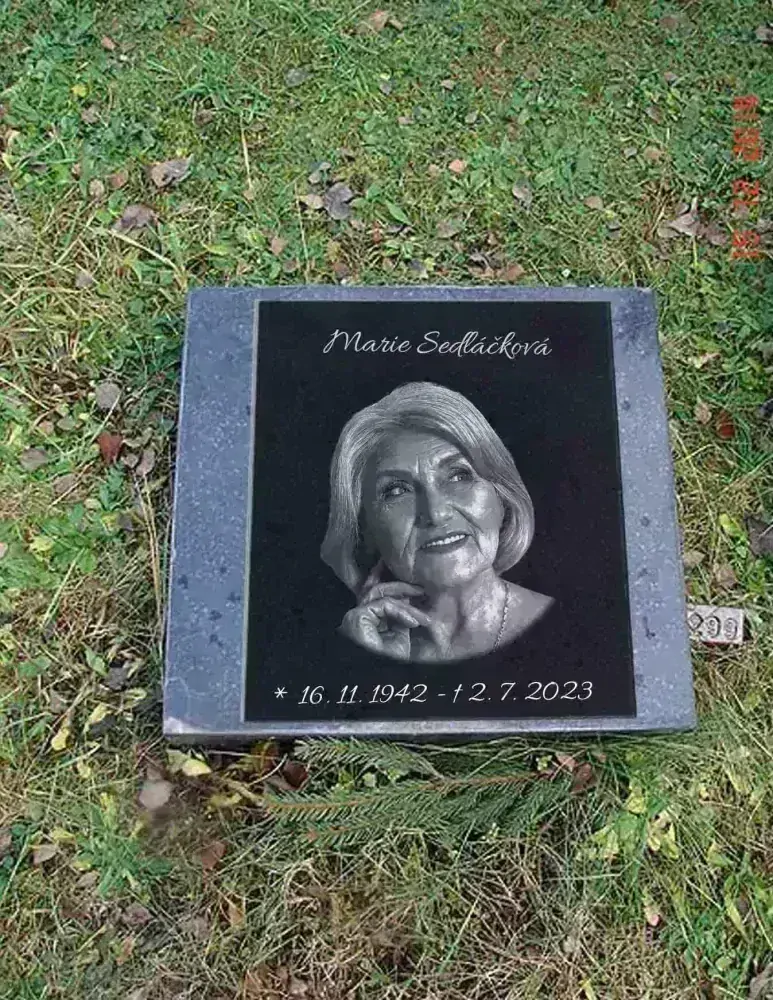 Náhrobní skleněná deska A2-A5 sklo