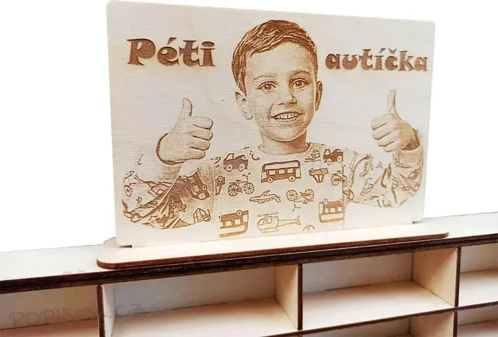 Dětská polička na autíčka – GARÁŽ III