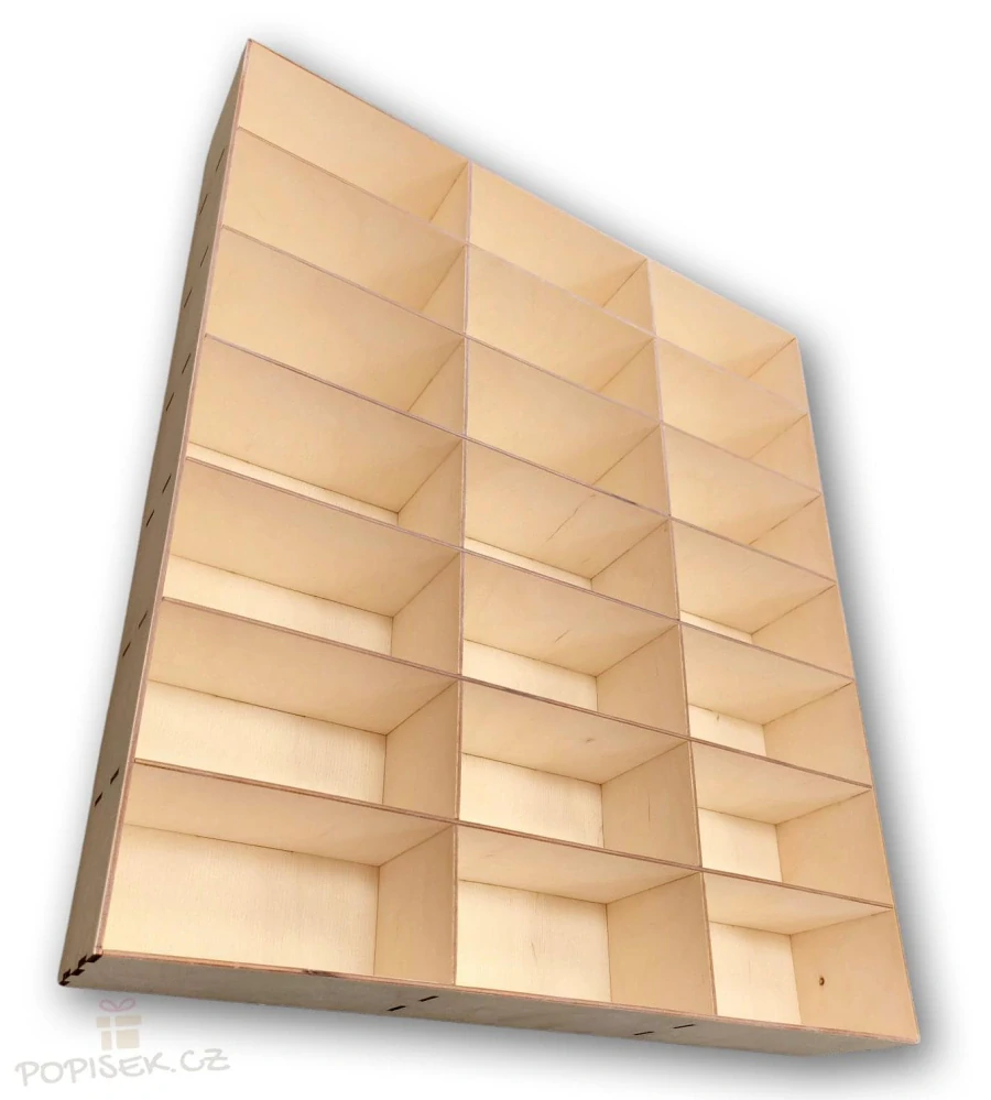 MEGA dřevěná polička na autíčka (1:43) – 3x7